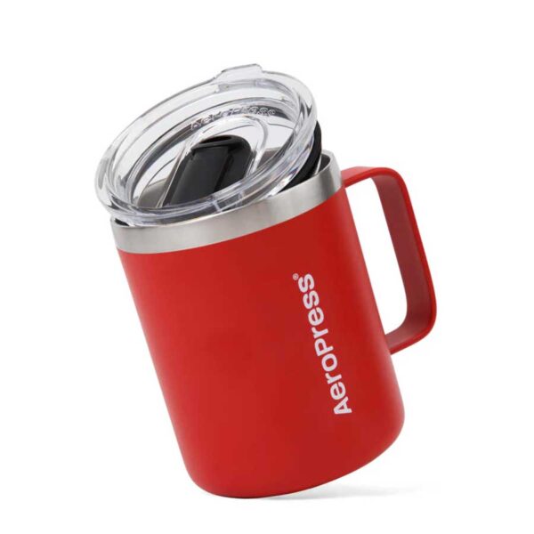 червена термочаша за кафе AeroPress