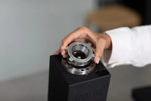 Varia VS6 кафемелачка, черна - Image 10
