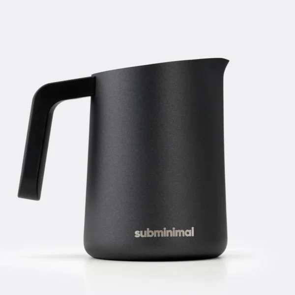 черна каничка за мляко за лате арт subminimal